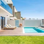 Tatil Evi Art House - By Wehost