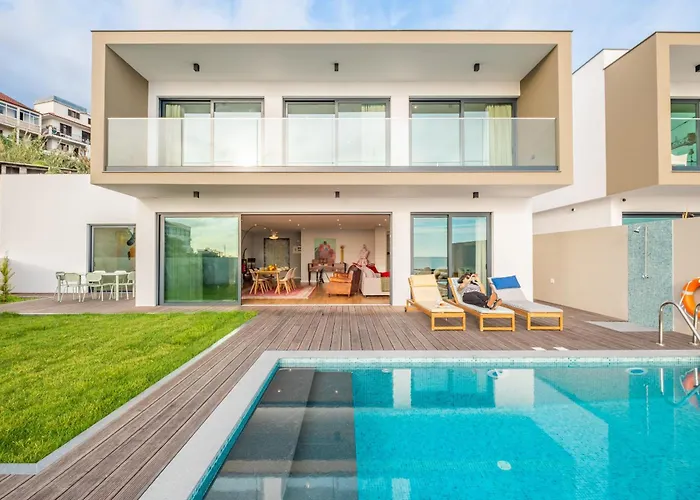 Art House - By Wehost Funchal (Madeira)