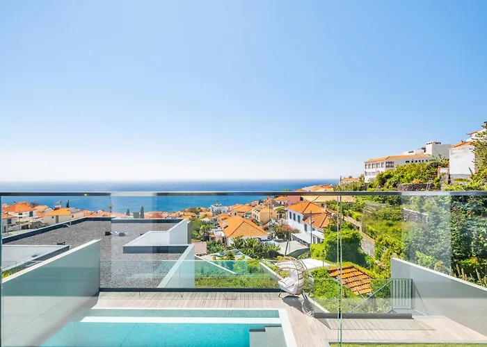 Art House - By Wehost