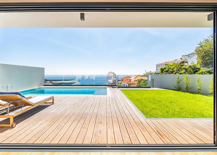 Art House - By Wehost *